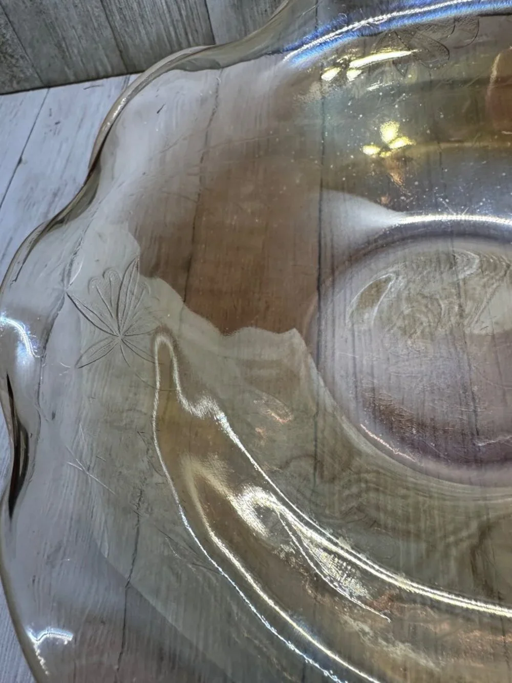 Vintage Jeanette Carniva Glass Bowl Ruffled Iridescent Marigold 1950’s 9.5